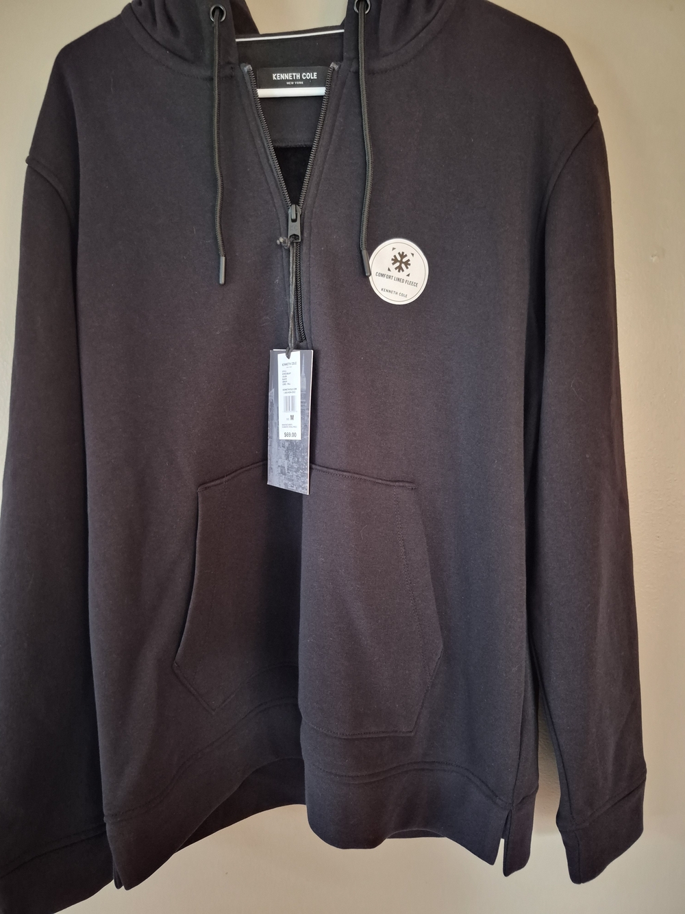 Kenneth Cole Black Hoodie Size Medium NWT